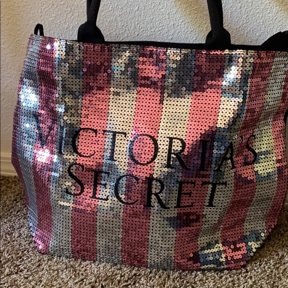 Victoria’s Secret tote